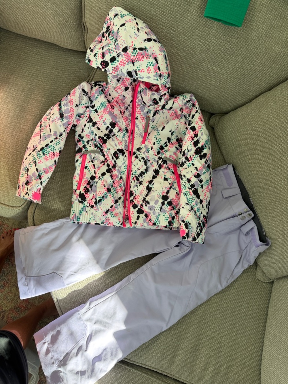 Girls snow/ski jacket and pant